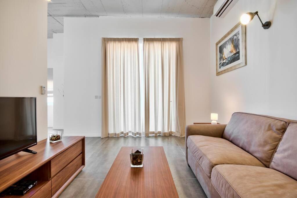 Vallettastay - Harbor View Gem -Sea View 2 Bed Apt Eksteriør bilde