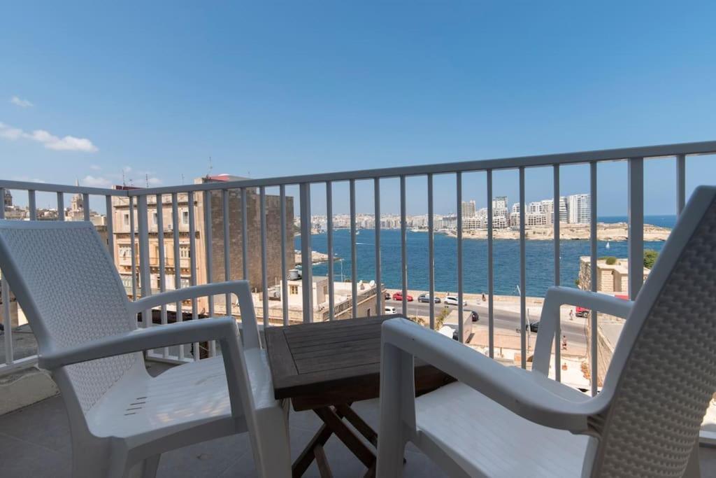 Vallettastay - Harbor View Gem -Sea View 2 Bed Apt Eksteriør bilde